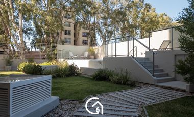 Departamento piso completo, centrico, ciudad de Neuquén