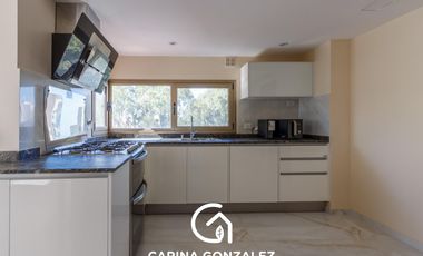 Departamento piso completo, centrico, ciudad de Neuquén