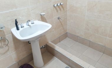REFACCIONADO a NUEVO - PH 3 Ambientes con cochera y patio.