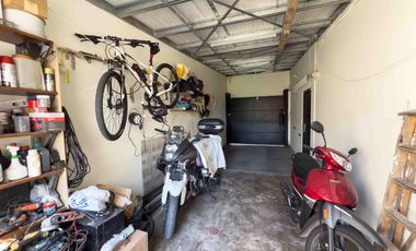 Casa en venta - 3 Dormitorios 1 Baño - Cocheras - 412Mts2 - Ensenada