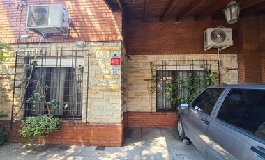 PH 4 ambientes con cochera en Ballester