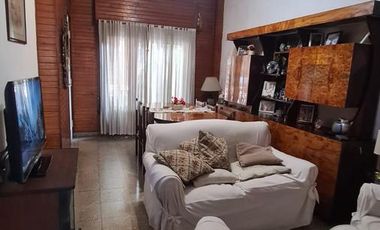 PH 4 ambientes con cochera en Ballester