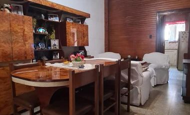 PH 4 ambientes con cochera en Ballester