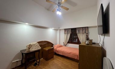 PH de cuatro ambientes a la venta en Sarandi