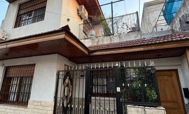 PH de cuatro ambientes a la venta en Sarandi