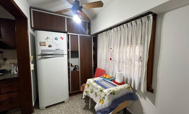 PH de cuatro ambientes a la venta en Sarandi