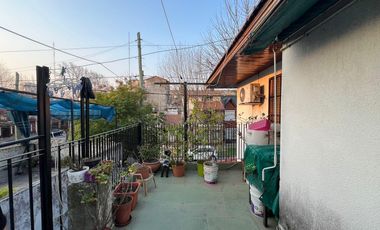 PH de cuatro ambientes a la venta en Sarandi