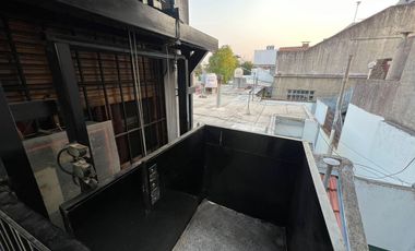 PH de cuatro ambientes a la venta en Sarandi