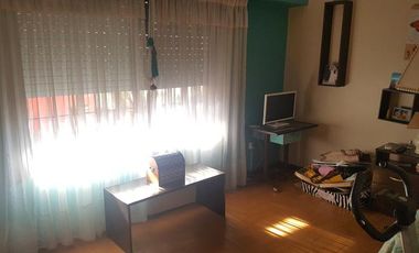 CHALET LOMAS DE ZAMORA