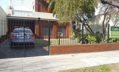 CHALET LOMAS DE ZAMORA
