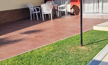 CHALET LOMAS DE ZAMORA