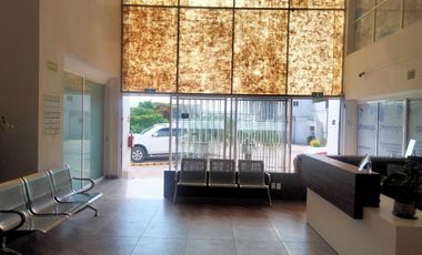 EDIFICIO COMERCIAL EN VENTA CLINICA MEDICA JURICA QUERETARO