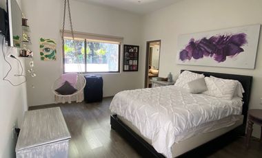 CASA CON SEGURIDAD EN BOSQUES DE LA HERRADURA