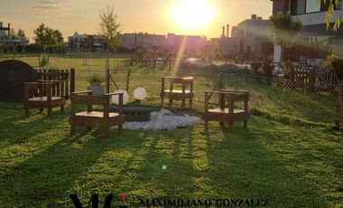 Casa en venta - 5 ambientes. Terralagos, Canning.