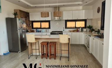 Casa en venta - 5 ambientes. Terralagos, Canning.