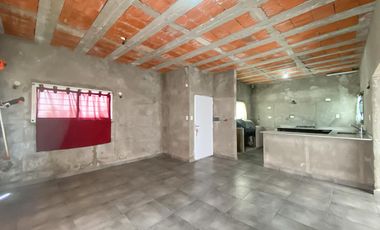 Casa en Arroyo Seco cercana a Autopista Rosario Buenos Aires