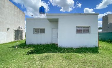 Casa en Arroyo Seco cercana a Autopista Rosario Buenos Aires