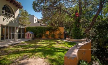 Hermosa Casa de Lujo en Venta en Puerta de Hierro zona Andares.