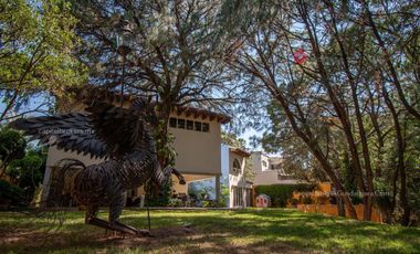 Hermosa Casa de Lujo en Venta en Puerta de Hierro zona Andares.
