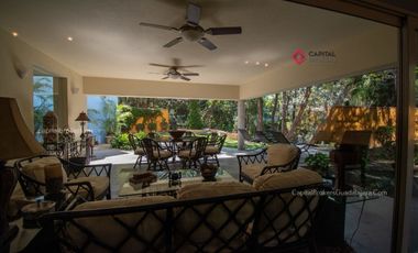 Hermosa Casa de Lujo en Venta en Puerta de Hierro zona Andares.