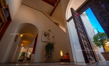 Hermosa Casa de Lujo en Venta en Puerta de Hierro zona Andares.