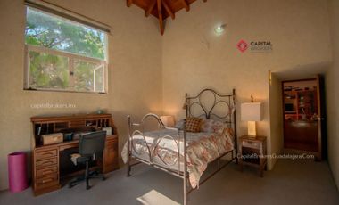 Hermosa Casa de Lujo en Venta en Puerta de Hierro zona Andares.