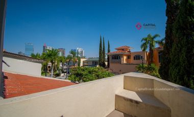 Hermosa Casa de Lujo en Venta en Puerta de Hierro zona Andares.