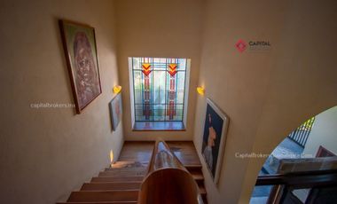 Hermosa Casa de Lujo en Venta en Puerta de Hierro zona Andares.