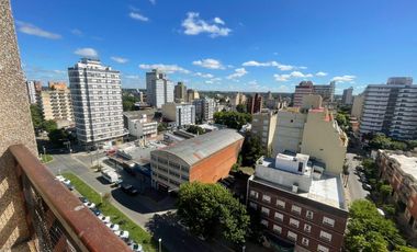Edif. Metro piso 11 - 3 Ambientes - Zona IV - Miramar