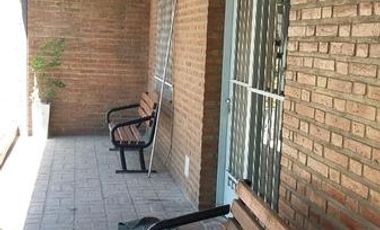 Casa 1 Dormitorio con pileta en Pueblo Esther