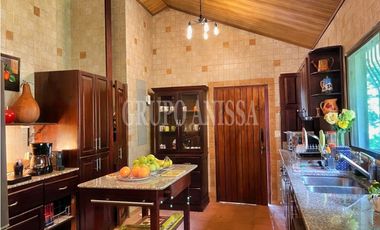 Se Vende Hermosa y Acogedora Casa en Altos del Maria