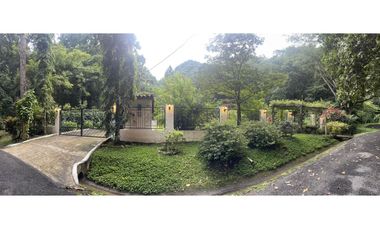 Se Vende Hermosa y Acogedora Casa en Altos del Maria