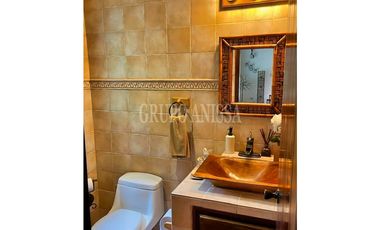 Se Vende Hermosa y Acogedora Casa en Altos del Maria