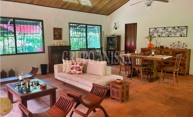 Se Vende Hermosa y Acogedora Casa en Altos del Maria