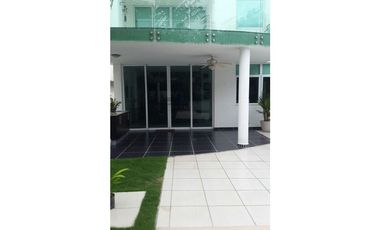 ALQUILER Y VENTA CASA EN COSTA ESMERALDA COSTA SUR CON PISCINA