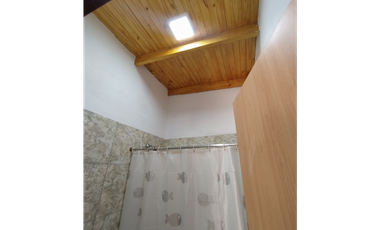 VENTA DE 2 CASAS ZONA QUARANTA Y 213