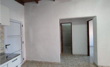 VENTA DE 2 CASAS ZONA QUARANTA Y 213