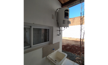 VENTA DE 2 CASAS ZONA QUARANTA Y 213