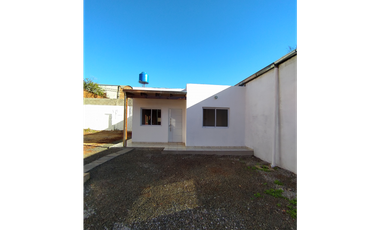 VENTA DE 2 CASAS ZONA QUARANTA Y 213