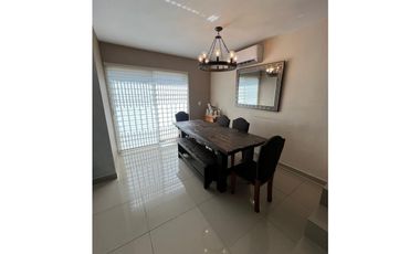CASA EN VENTA SAN PATRICIO