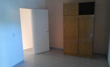 DEPARTAMENTO 2 AMB. 1 PISO. EN COMPLEJO CON PISCINA ,SIN EXPENSAS. NI ABL TACUARI 255 , TIGRE