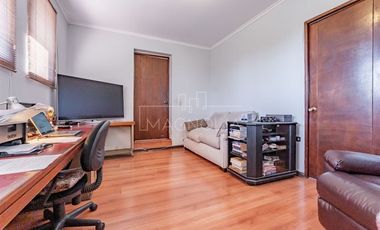 Casa en Venta en luis pasteur con Lo recabarren