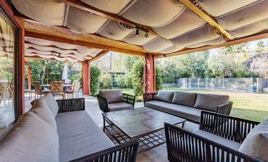 Casa en Venta en luis pasteur con Lo recabarren