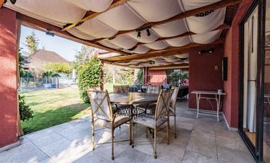 Casa en Venta en luis pasteur con Lo recabarren
