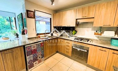 BAJO DE PRECIO CASA 3 DORM AV DEL VALLE