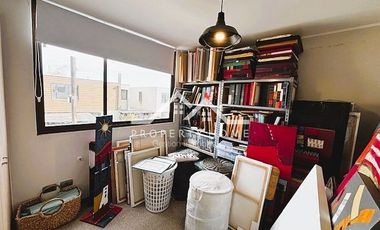 BAJO DE PRECIO CASA 3 DORM AV DEL VALLE