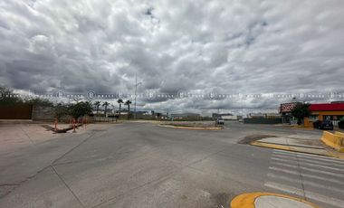 TERRENO EN RENTA AL NORTE, CERCA DE FRACC. MONTECARLOS  FRENTE  A GLORIETA