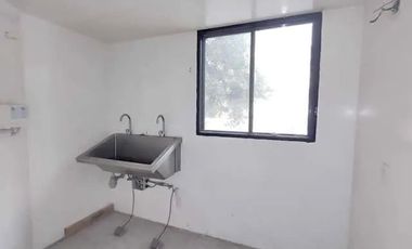 Clínica Con Uso de Suelo para Quirófanos