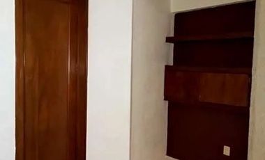 Clínica Con Uso de Suelo para Quirófanos