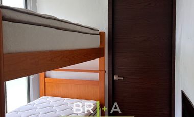 INCREÍBLE CASA A LA VENTA CON VISTA AL LAGO Y MONTAÑAS